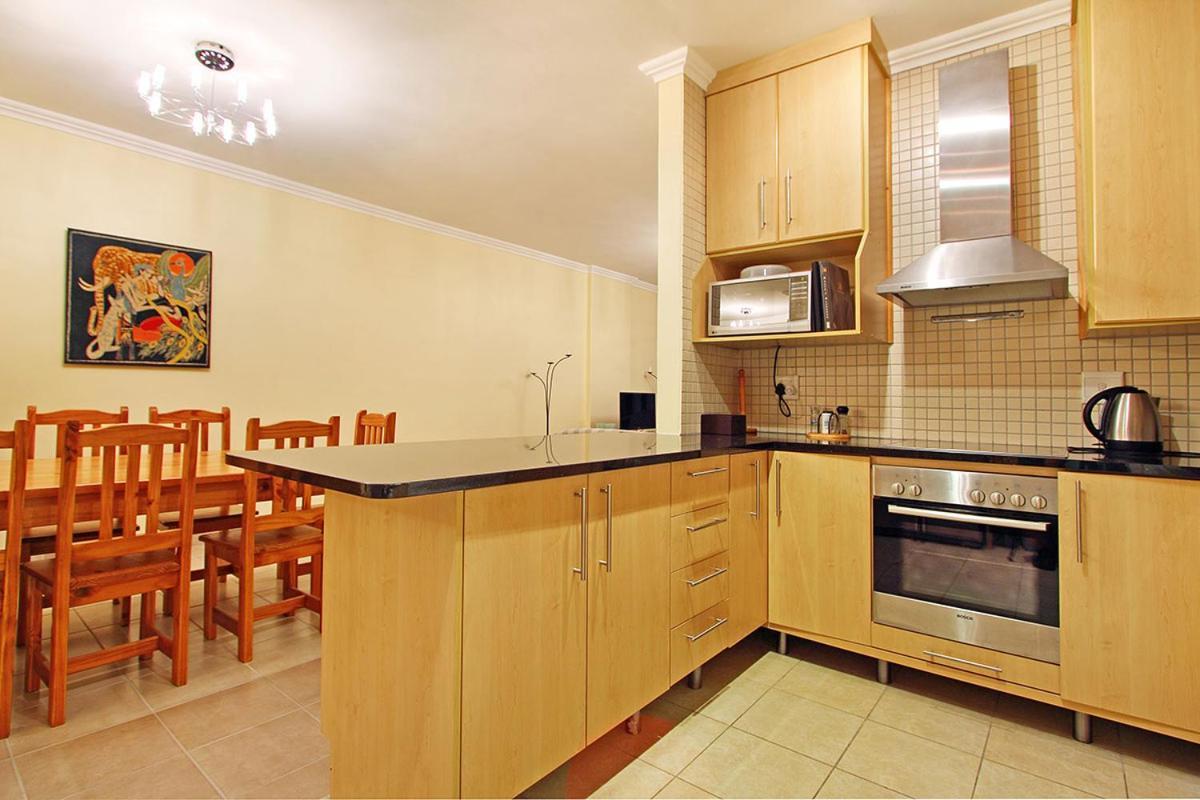 Knightsbridge 407 By Hostagents Apartment Cape Town Bagian luar foto