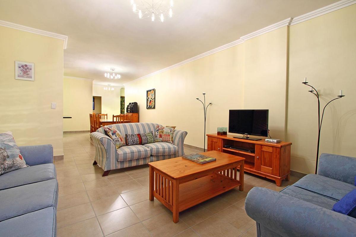 Knightsbridge 407 By Hostagents Apartment Cape Town Bagian luar foto